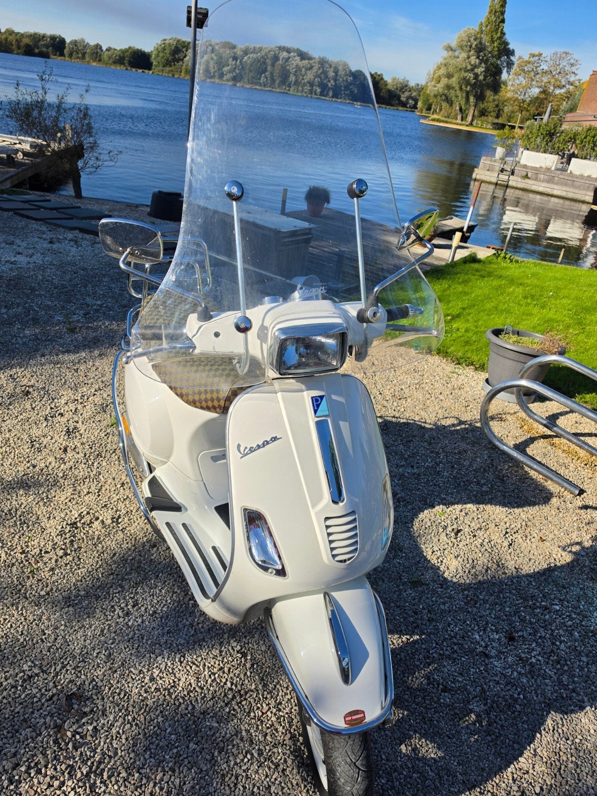 Vespa Piaggio - Louis Vuitton Zadel - Nette Staat, Fietsen en Brommers, Ophalen, Gebruikt, Benzine, Vespa S
