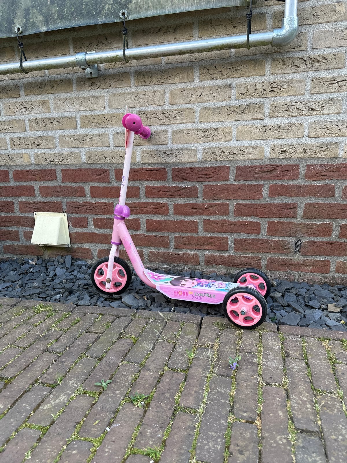 Kinderstepje Dora the Explorer - Roze 3-wiel step, Ophalen, Gebruikt, Gewone step
