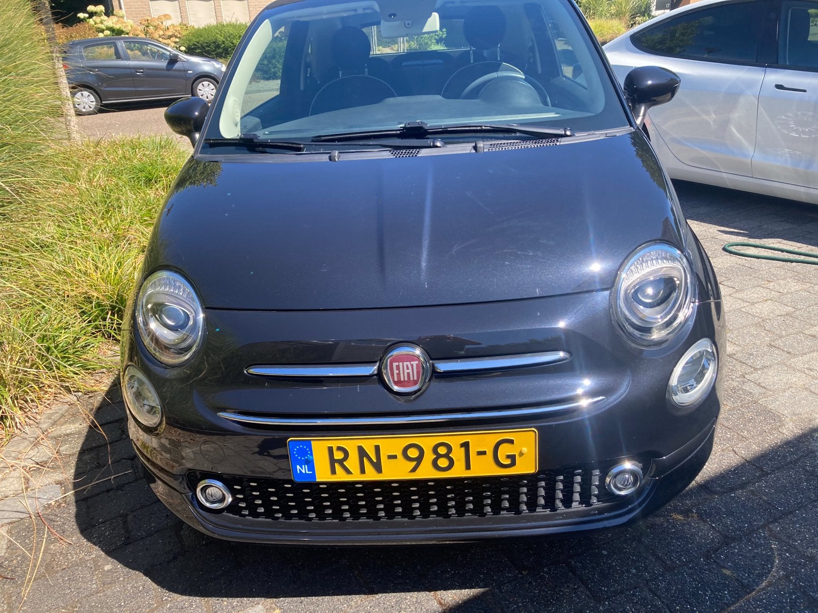 Fiat 500 cabrio dec 2017 , automaat, navi, 16.800km, Auto's, Voorwielaandrijving, 31 €/maand, Zwart, Origineel Nederlands