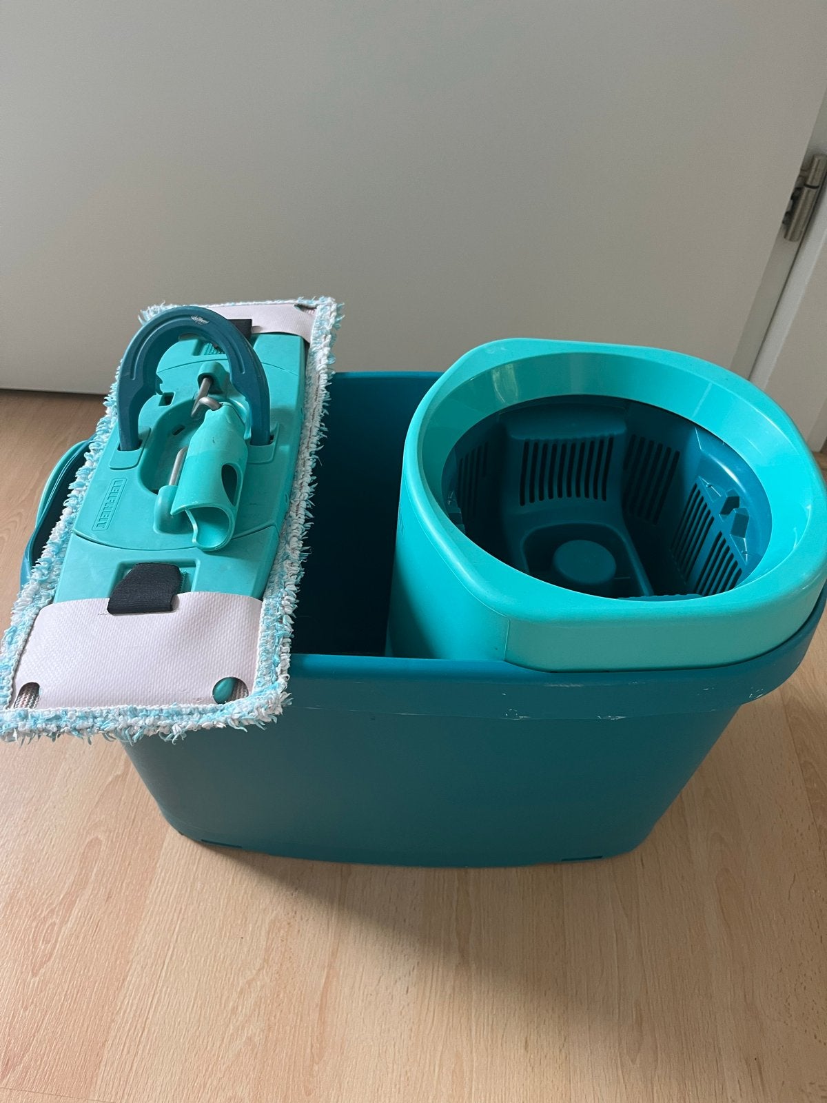 Leifheit dweilsysteem met emmer en mop, Ophalen, Dweilemmer, -bak, of -wagen