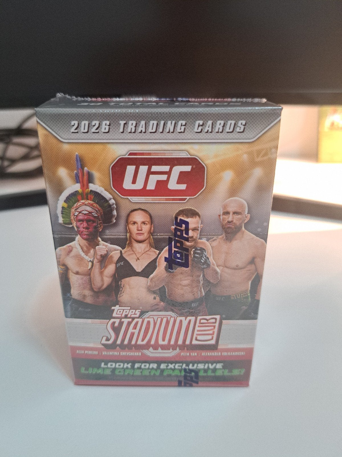 UFC Topps Stadium Club 2026 Trading Cards Booster Box, Ophalen of Verzenden, Nieuw, Boosterbox