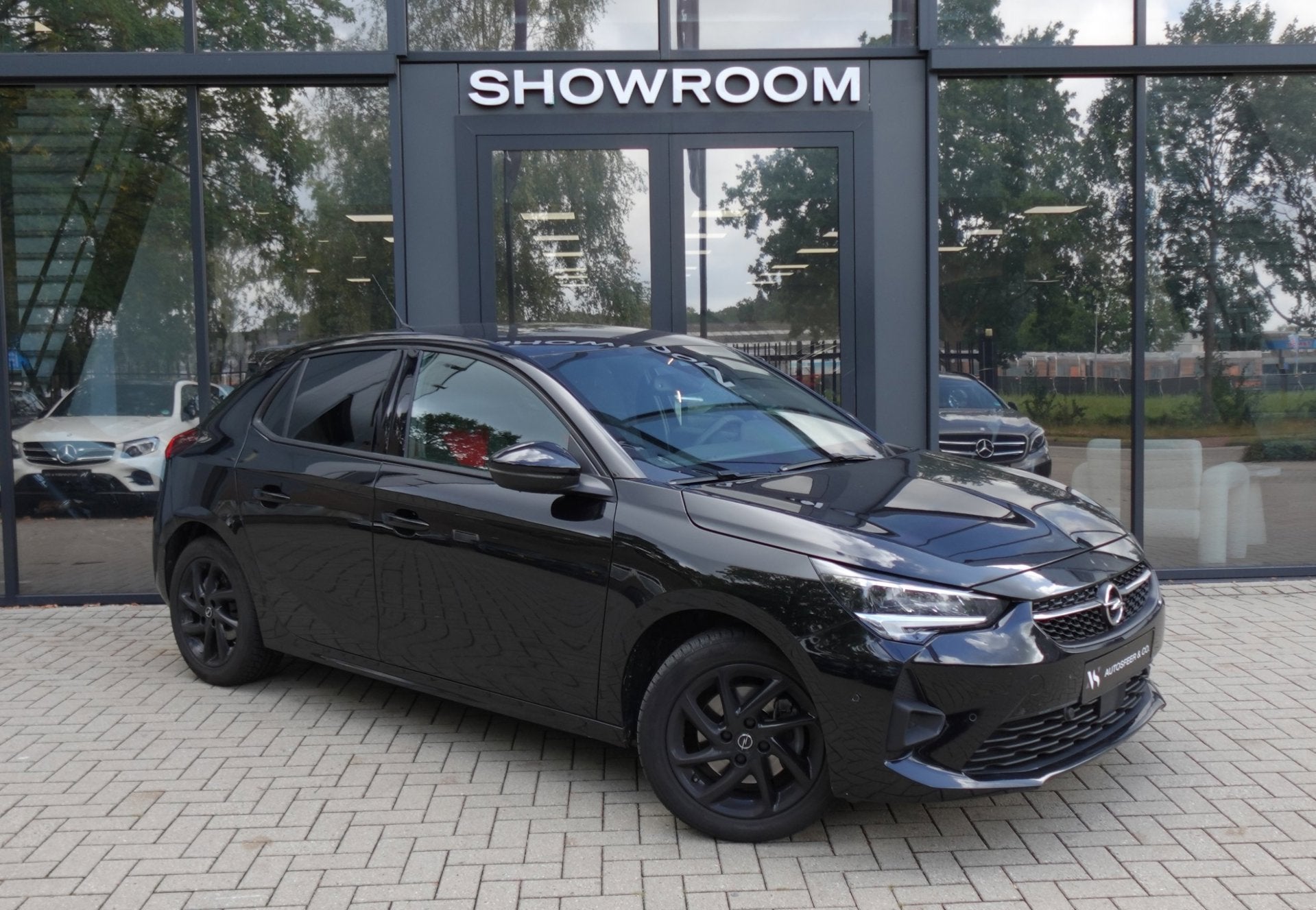 Opel CORSA 1.2 GS Line NAVI CAM LED VOL, Stof, Gebruikt, 1133 kg, Zwart