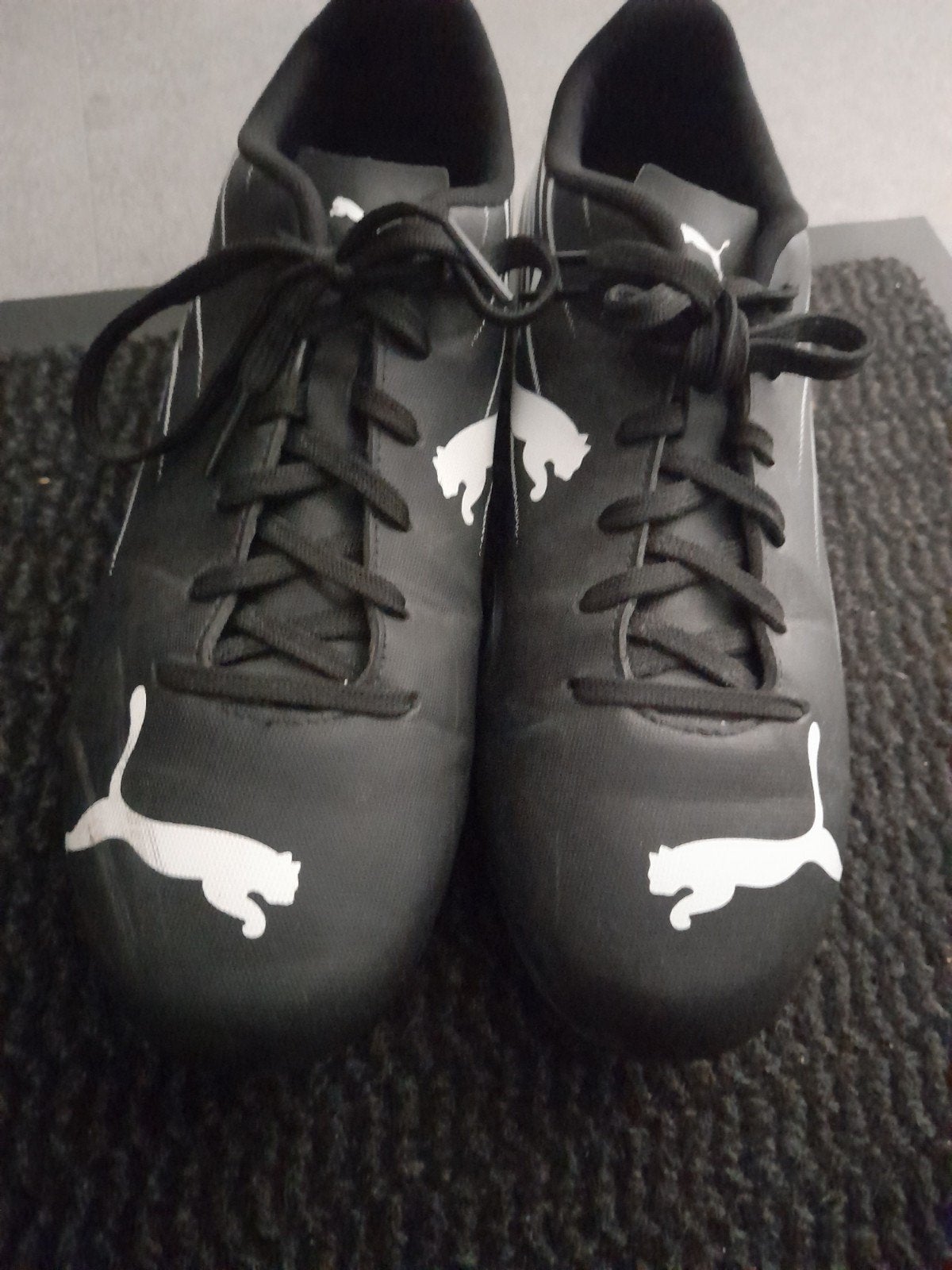 Zo goed als nieuwe Puma voetbalschoenen - Maat 42, Sport en Fitness, Voetbal, Ophalen of Verzenden, Zo goed als nieuw, Schoenen