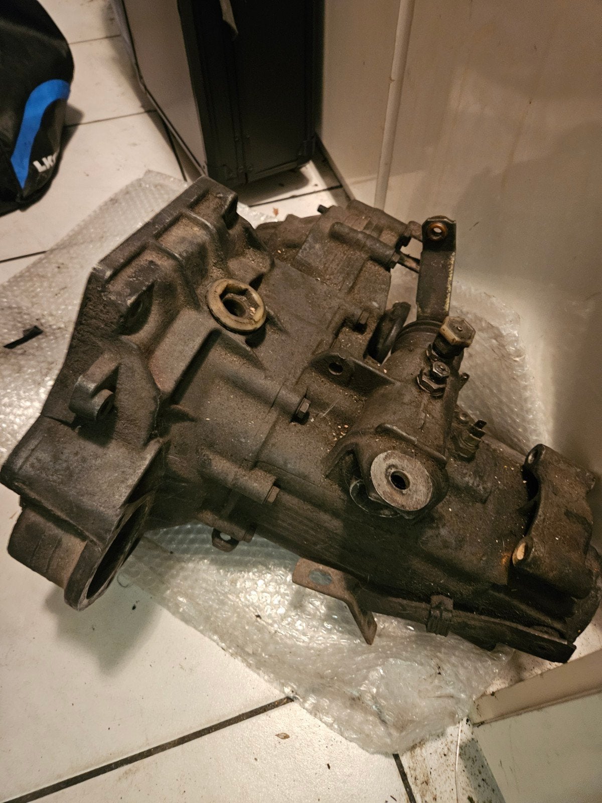VW Golf versnellingsbak - Gebruikt - FM25031 020301107c, Ophalen of Verzenden