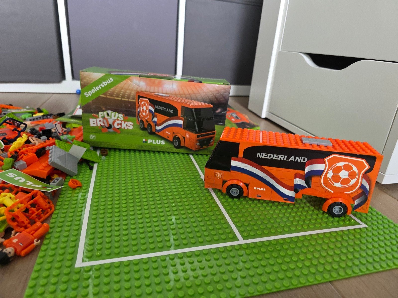 Plus Bricks Spelersbus en bouwplaten, Kinderen en Baby's, Ophalen of Verzenden, Gebruikt, Overige merken