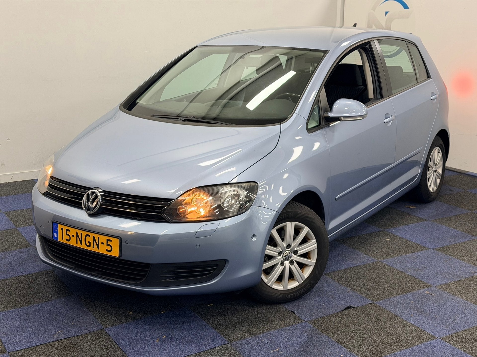 Volkswagen Golf Plus 1.2 TSI Comfortline / AUTOMAAT / DEALER, 1300 kg, Gebruikt, 4 cilinders, 700 kg