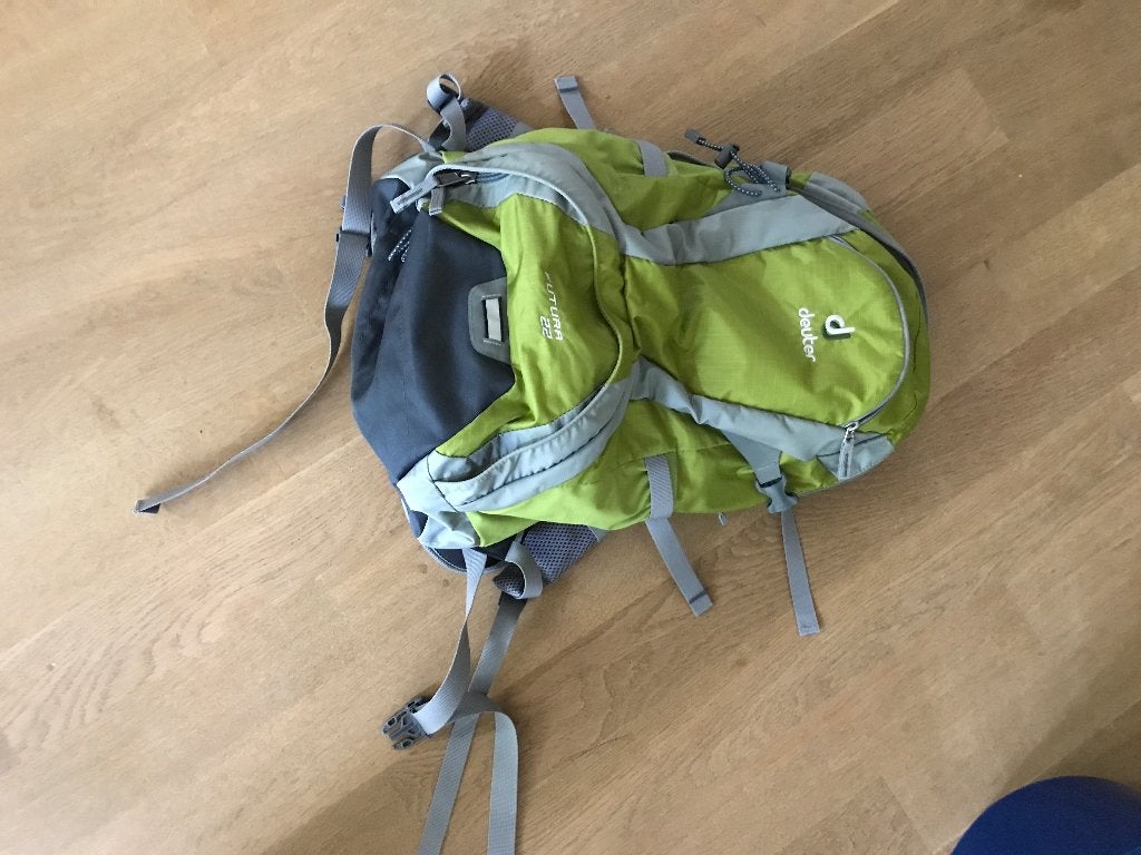 Deuter Futura 22 SL rugzak - Groen/Grijs, 25 tot 40 cm, Ophalen of Verzenden, Zo goed als nieuw, Trekking