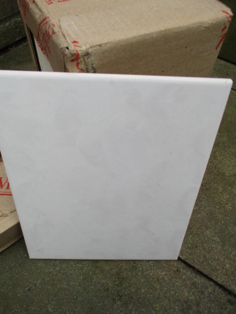 Villeroy en Boch tegel restant wit ,glanzend en gewolkt, Ophalen, Nieuw, Minder dan 5 m², 20 tot 40 cm