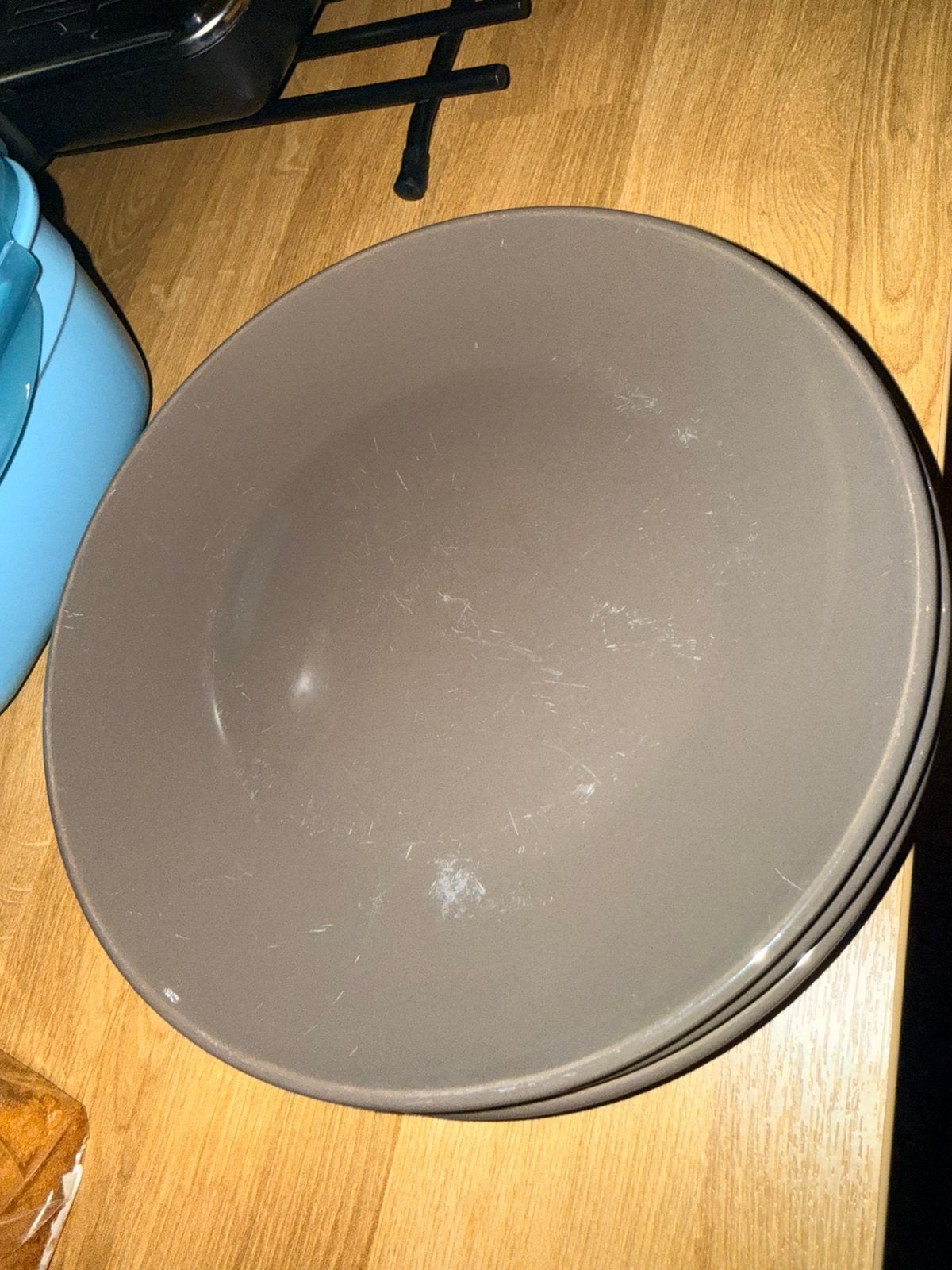 4 ontbijtborden, Ophalen