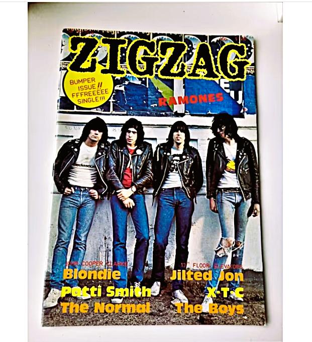 vintage zigzag nr.88 *1978*-ramones cover-incl. flexi-disc, Ophalen of Verzenden, Zo goed als nieuw, Muziek, Film of Tv