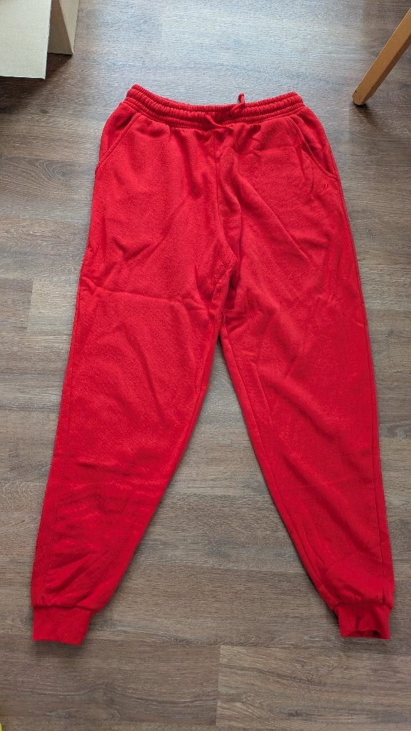 8 rode joggingbroeken div. maten, Kleding | Heren, Ophalen of Verzenden, Zo goed als nieuw, Rood, Broek of Spijkerbroek