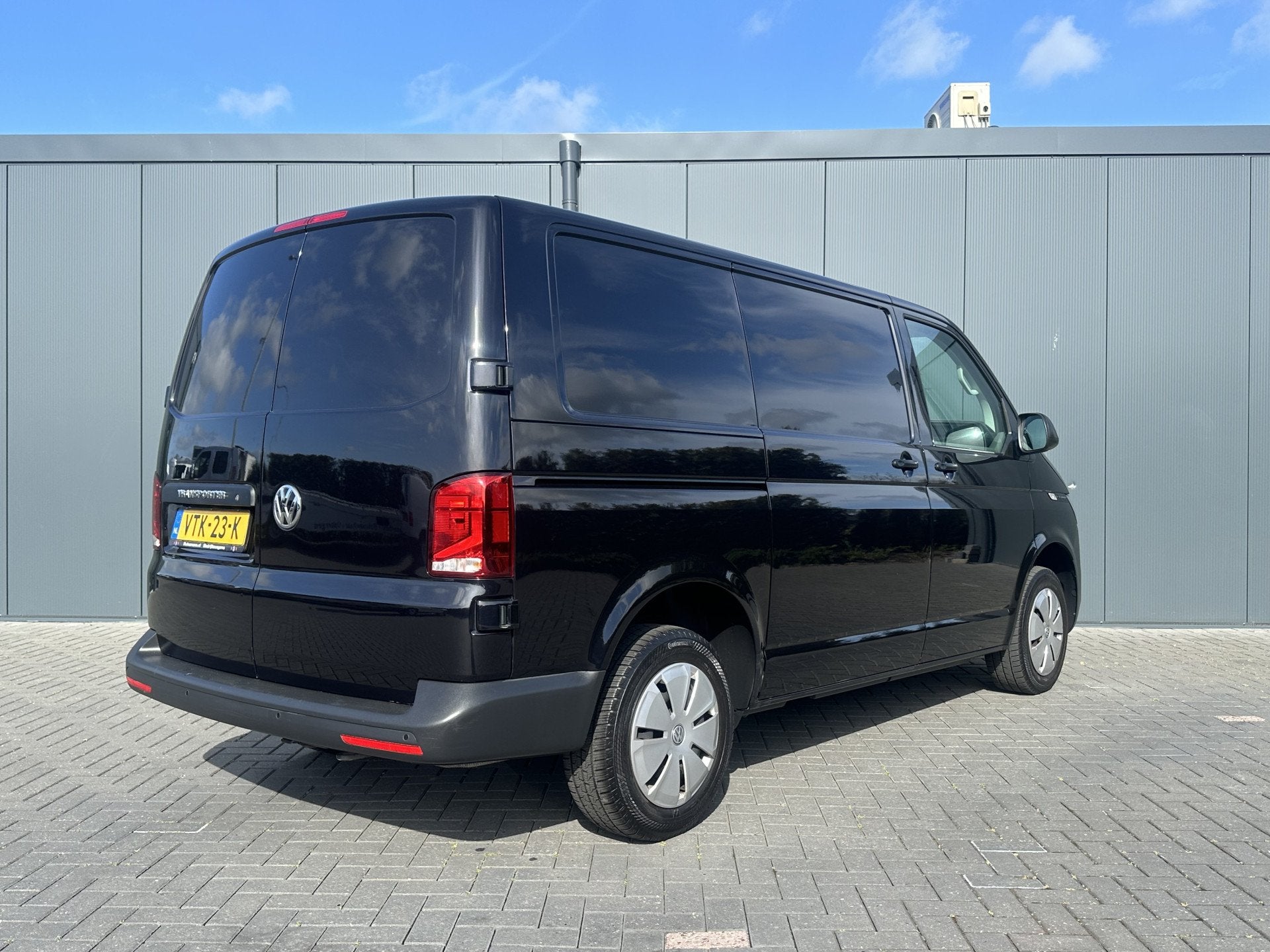 Volkswagen Transporter 2.0 TDI 150 PK DSG AUTOMAAT / L1H1 /, Euro 6, 4 cilinders, 150 pk, Volkswagen