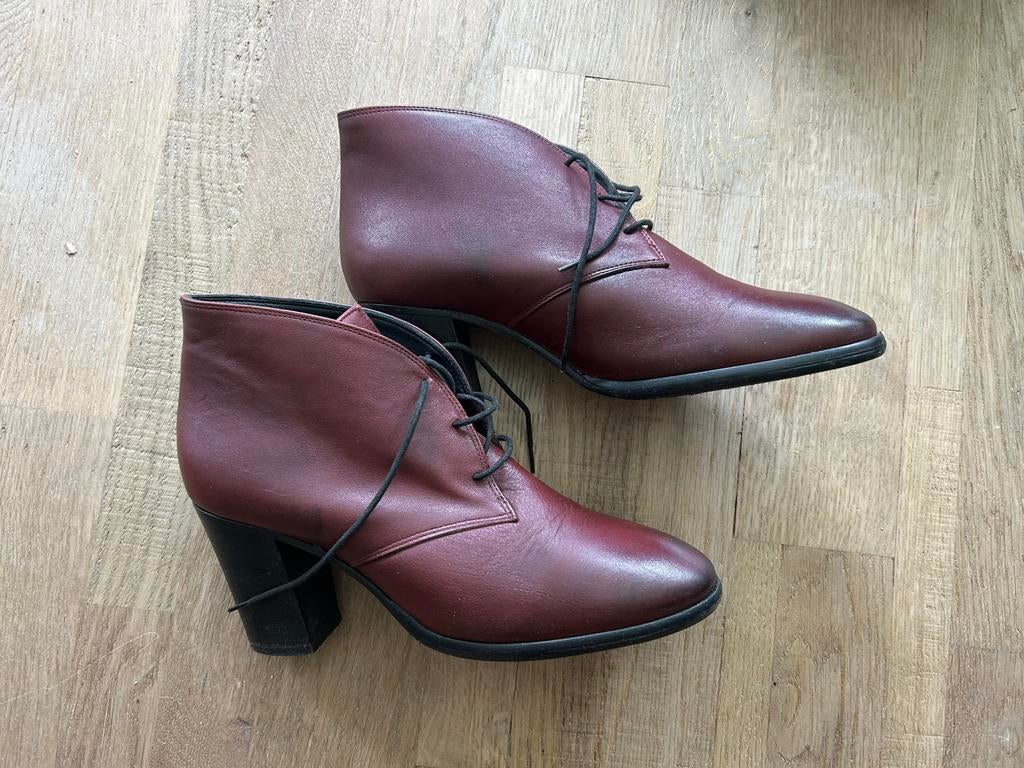 Mooie wijnrode Fred de la Bretoniere schoenen, Lage of Enkellaarzen, Ophalen of Verzenden, Zo goed als nieuw, Rood