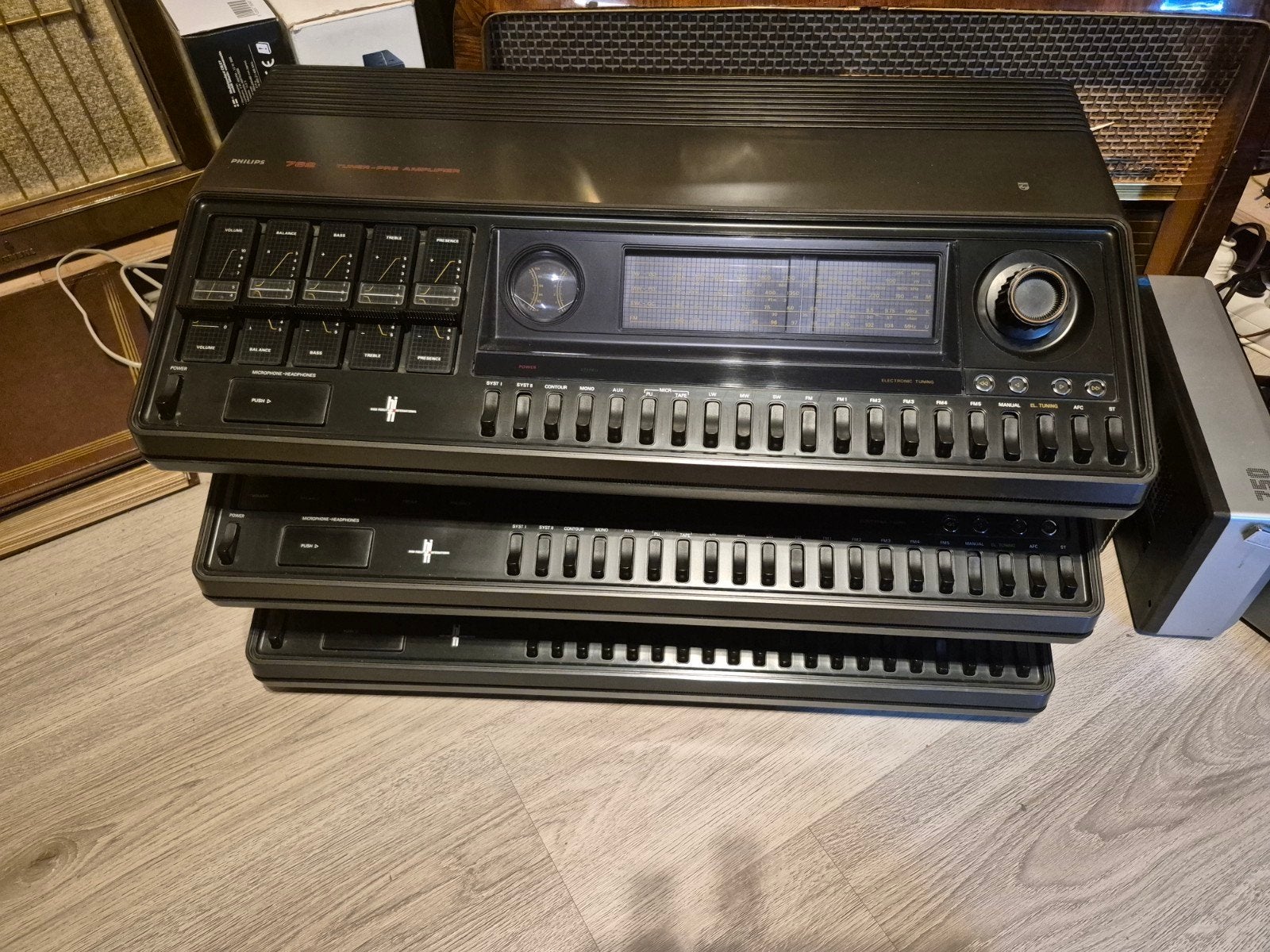 Philips 762 Tuner-Voorversterker - 3 stuks, Ophalen