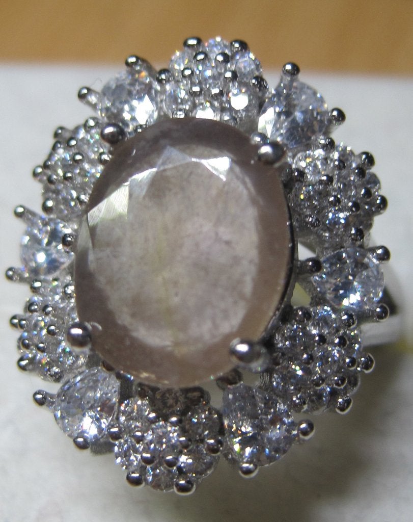 Saffier 100% natuurlijk 4,5krt bijzonder design groot ring, Ophalen, Zo goed als nieuw, 17 tot 18, Met edelsteen