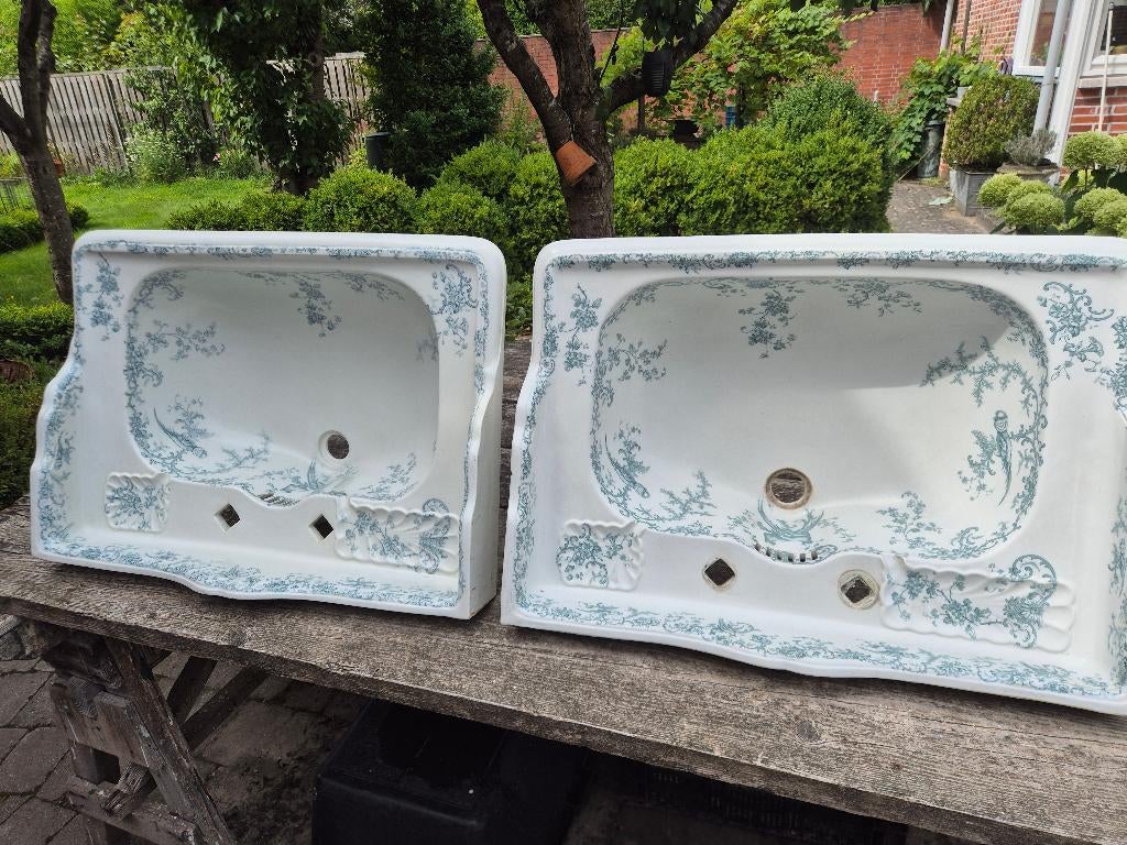 Twee identieke antieke wastafels groen decor pauwen Cauldon, Ophalen