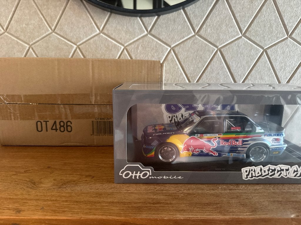 BMW M3 E30 V8 Drift LSC Red Bull 1/18 Otto Models 1/18 OT486, Ophalen of Verzenden, Nieuw, Auto, OttOMobile