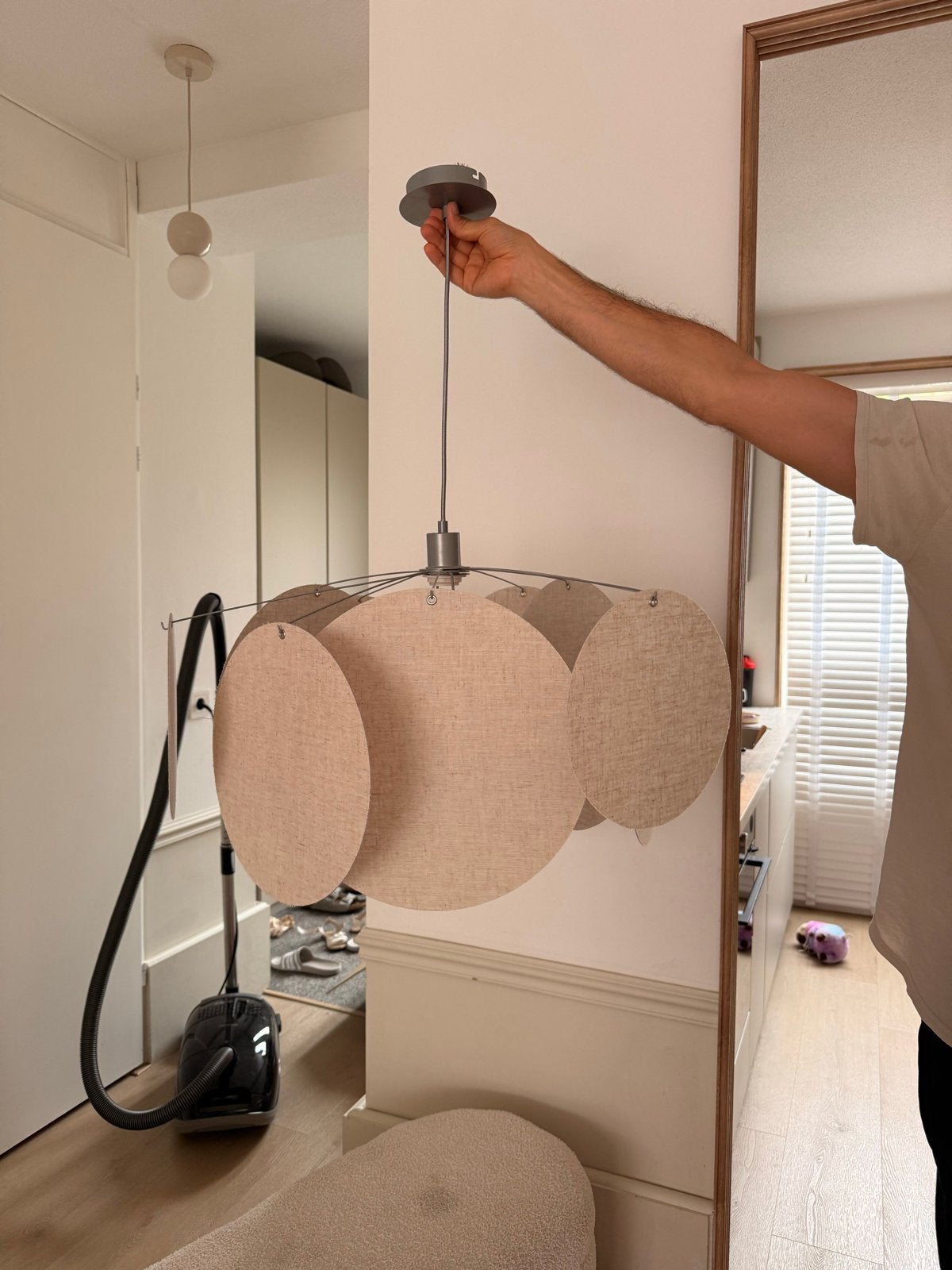 Moderne hanglamp met stoffen schijven, Huis en Inrichting, Lampen | Hanglampen, Ophalen, Zo goed als nieuw, Metaal, E27 (groot)