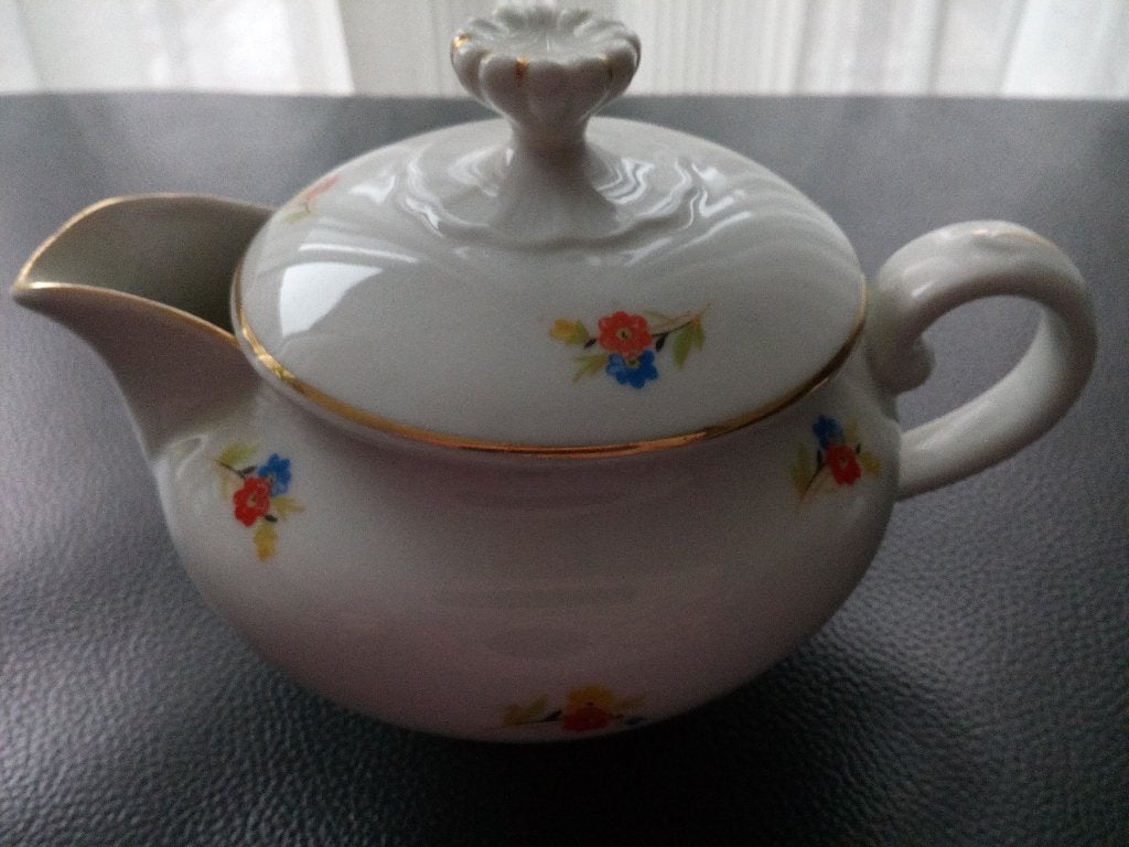 Vintage porseleinen melkkan met deksel bloemmotief, Antiek en Kunst, Ophalen of Verzenden