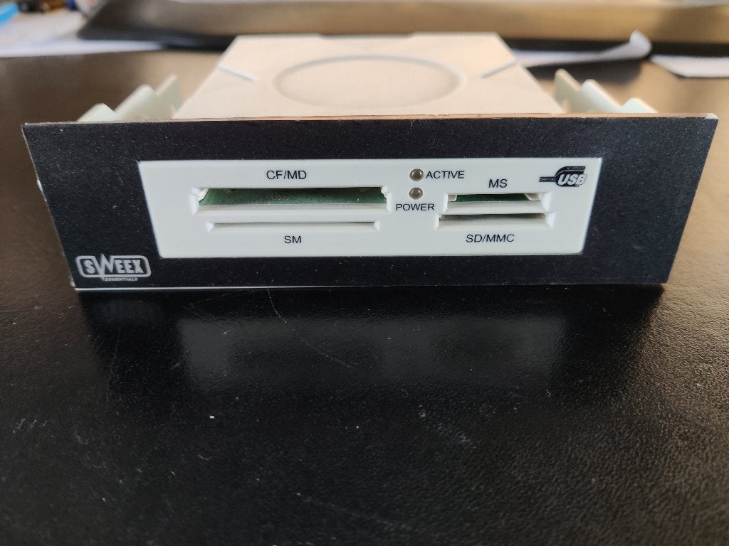 SWEEX CR001 CARD READER [CR03] 10-6, Computers en Software, Ophalen of Verzenden, Zo goed als nieuw, Desktop, USB