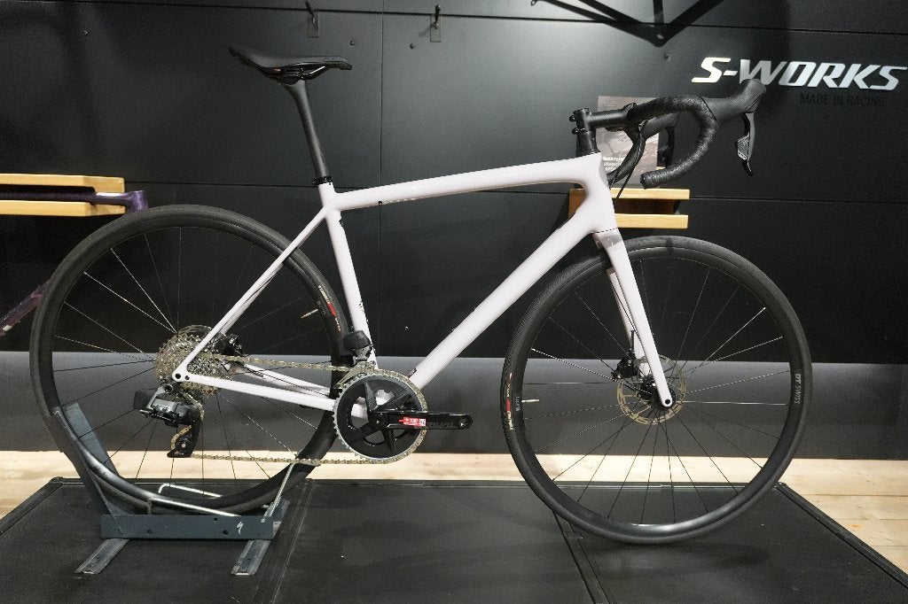 Specialized Aethos Comp – SRAM Rival eTap AXS – Maat 56, 28 inch, Carbon, Nieuw, Meer dan 20 versnellingen