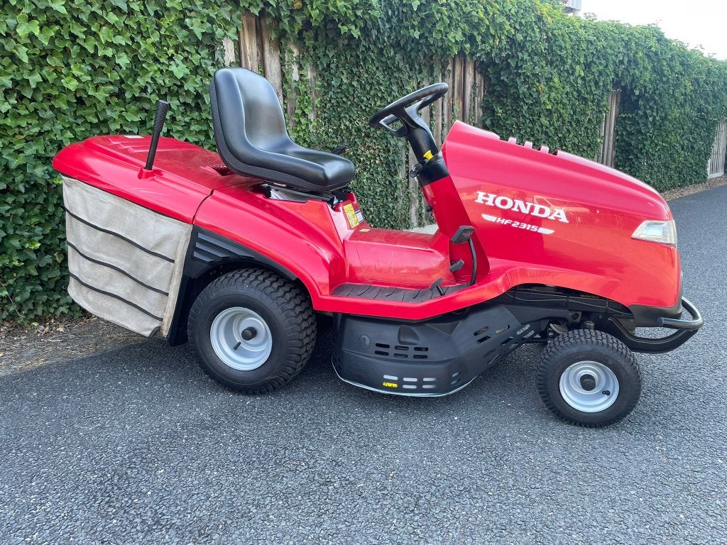 Gebruikt Honda HF 2315 HM zitmaaier 2-cil 15 pk, Tuin en Terras, Ophalen, Honda, Gebruikt, Honda