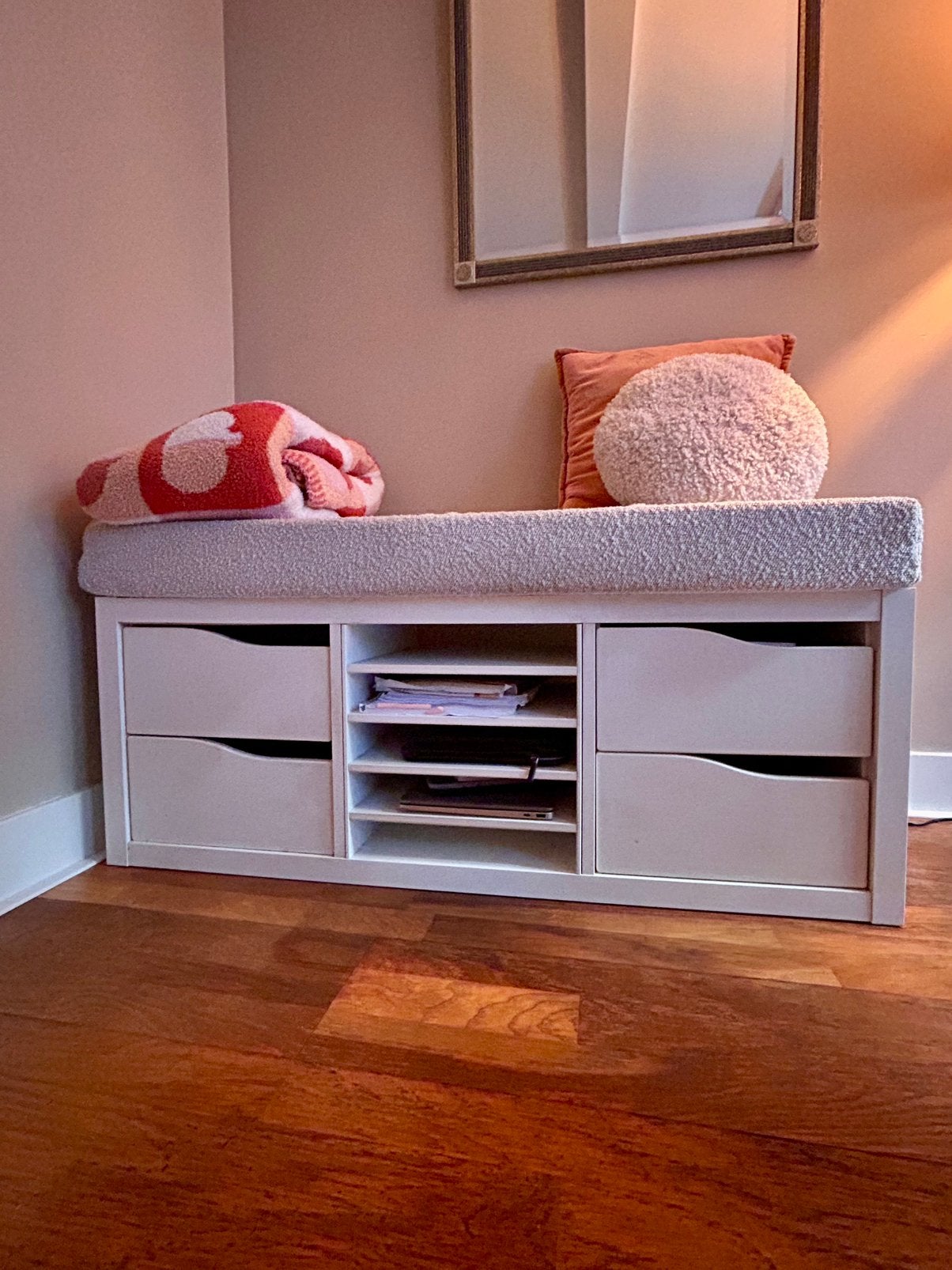 Ikea Kallax wit 3 vaks met inzet 42x112cm, Ophalen, Minder dan 50 cm, Gebruikt, 1 of 2 laden