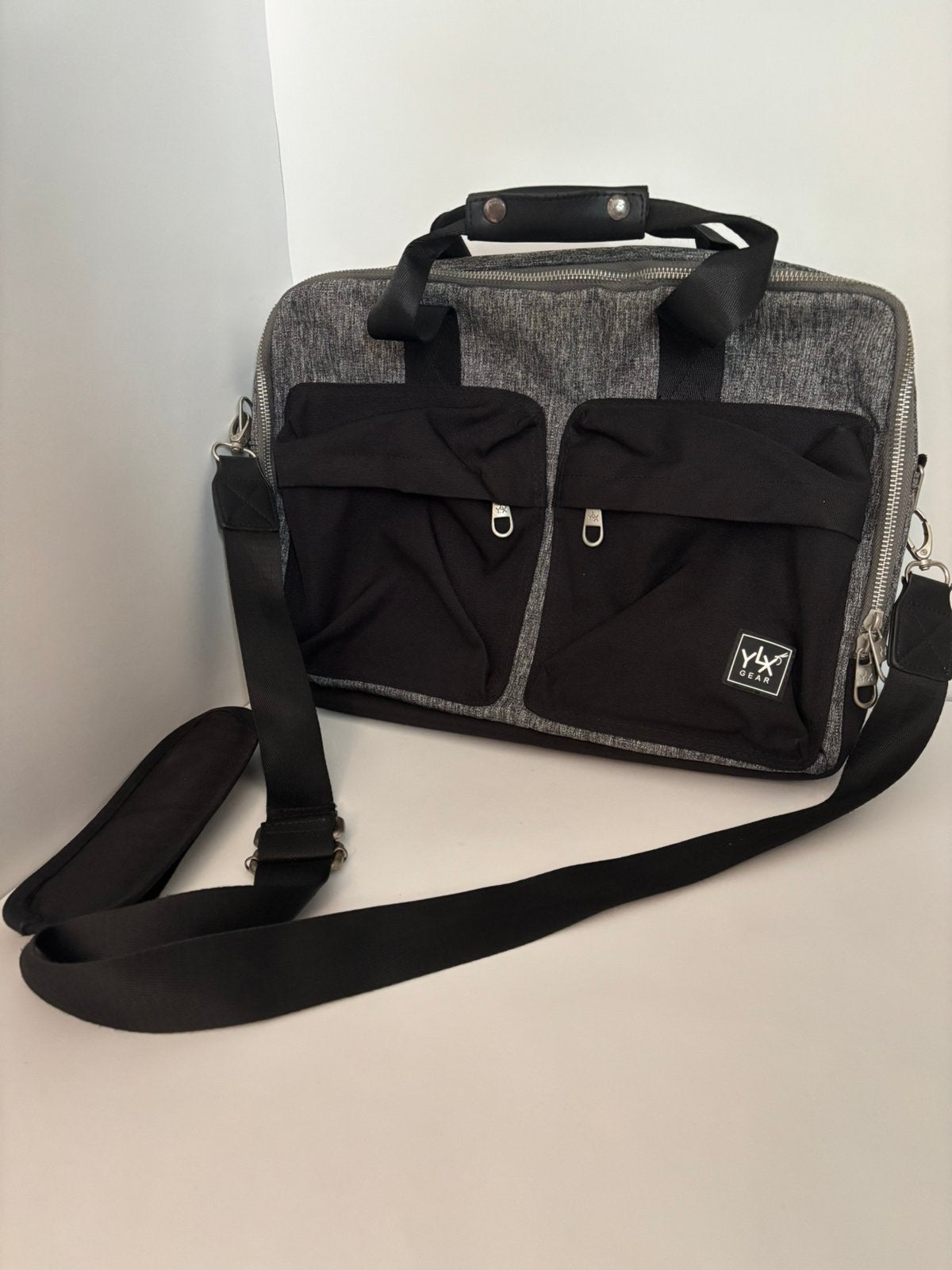 YLX Gear laptoptas / schoudertas, Ophalen of Verzenden, Gebruikt, Gevoerd laptopvak, Schoudertas