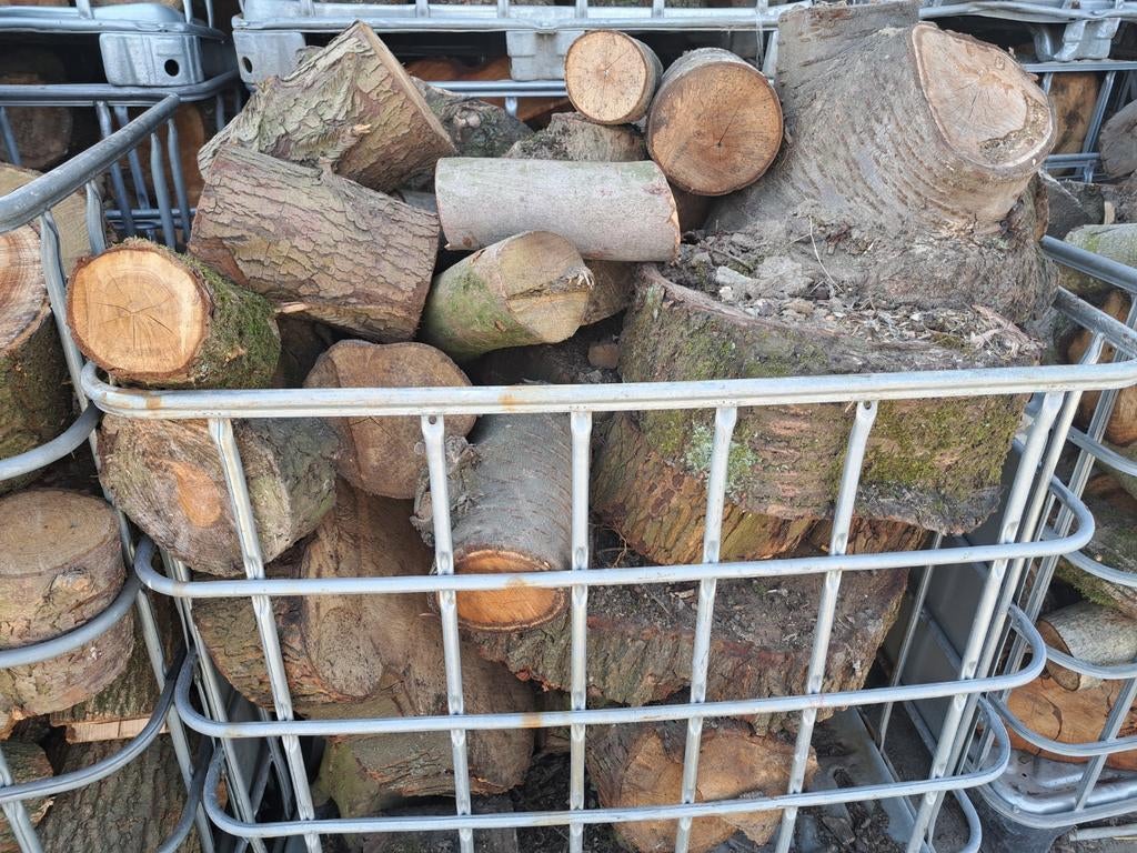 Haardhout: Klossen en Stammen (Beuk, Eik, Es, Fruit, Naald), Tuin en Terras, Haardhout, 6 m³ of meer, Ophalen of Verzenden, Overige houtsoorten