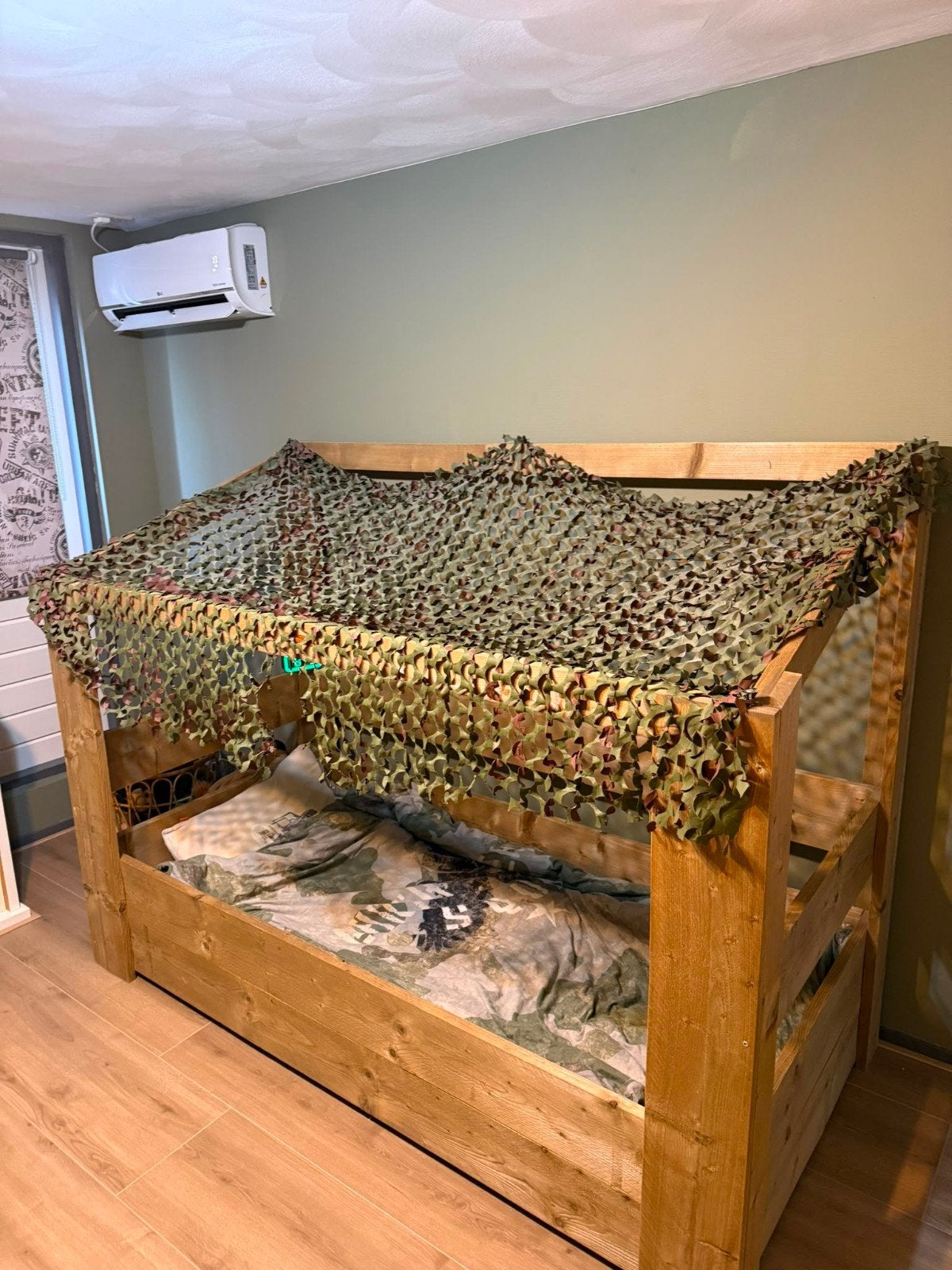 Stoer bed (thema leger) van steigerhout, 85 tot 100 cm, Gebruikt, 180 cm of meer, Ophalen