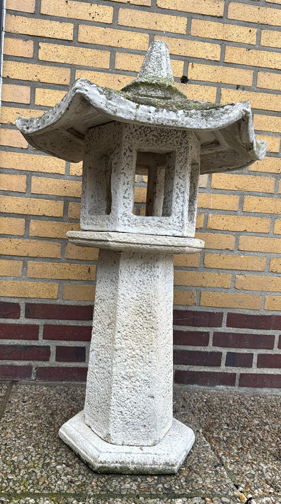 Pagode voederhuisje, Ophalen, Gebruikt