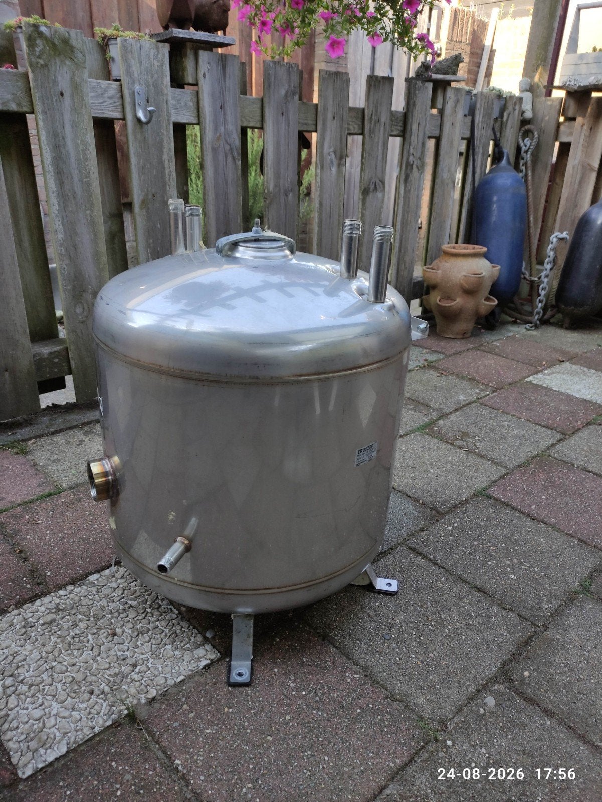 rvs buffer/ vloeistof vat ongeveer 100 liter, Doe-het-zelf en Verbouw, Ophalen, Gebruikt, 20 tot 100 liter, Onderdeel