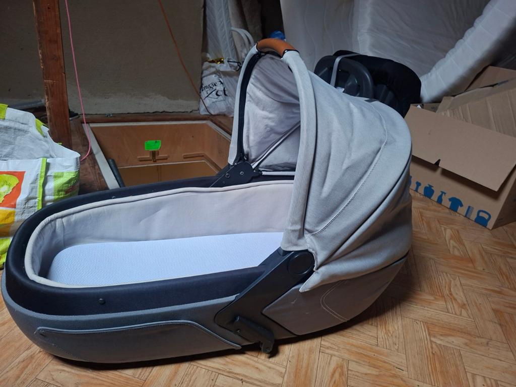 Kinderwagen reiswieg, Ophalen, Zo goed als nieuw, Mutsy