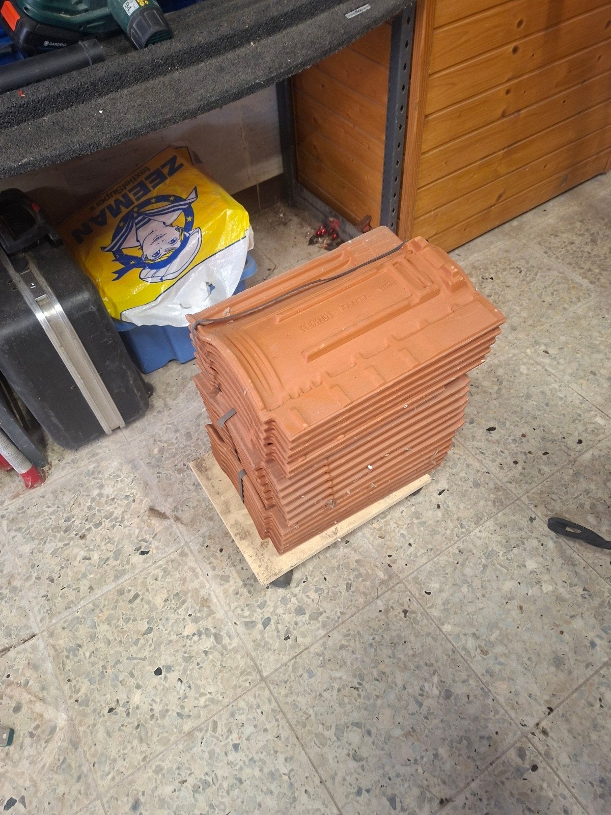 Nieuwe dakpannen VHV Vario - 18 stuks, Ophalen, Steen of Klei, Nieuw, 15 m² of meer