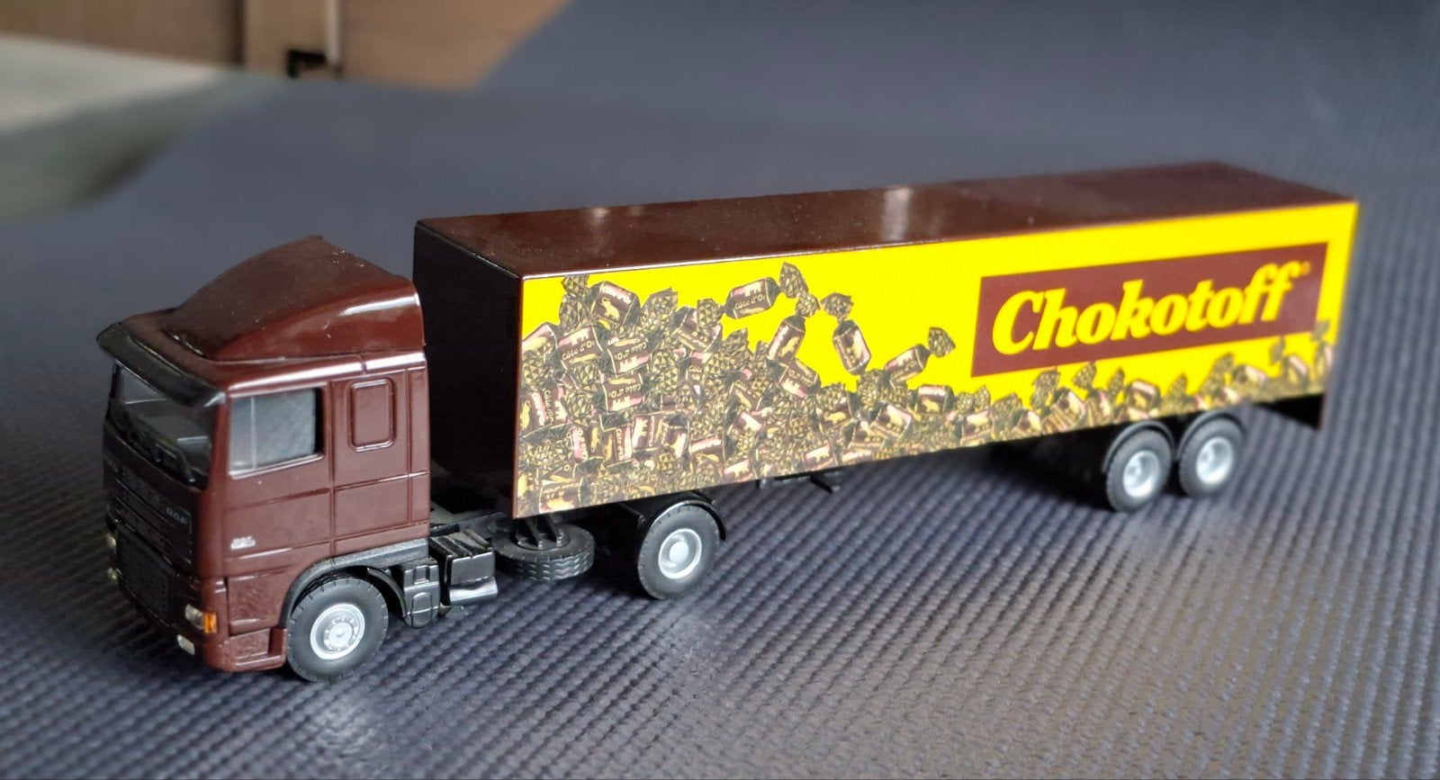 Daf truck met oplegger van Lion Cars, Ophalen of Verzenden, Zo goed als nieuw, Bus of Vrachtwagen, Lion Toys