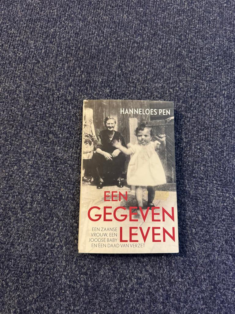 Een Gegeven Leven - Hanneloes Pen (Verzet WOII), Boeken, Ophalen of Verzenden, Tweede Wereldoorlog, Gelezen, Overige onderwerpen