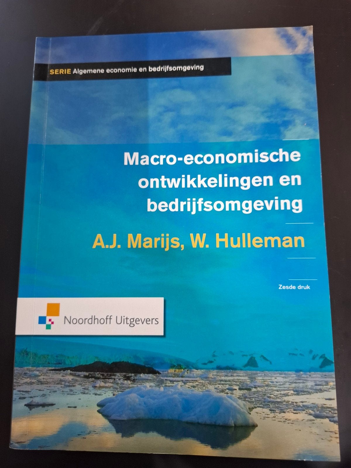 Macro economische ontwikkelingen en bedrijfsomgeving, Boeken, Verzenden, Zo goed als nieuw, A.J. Marijs; Wim Hulleman