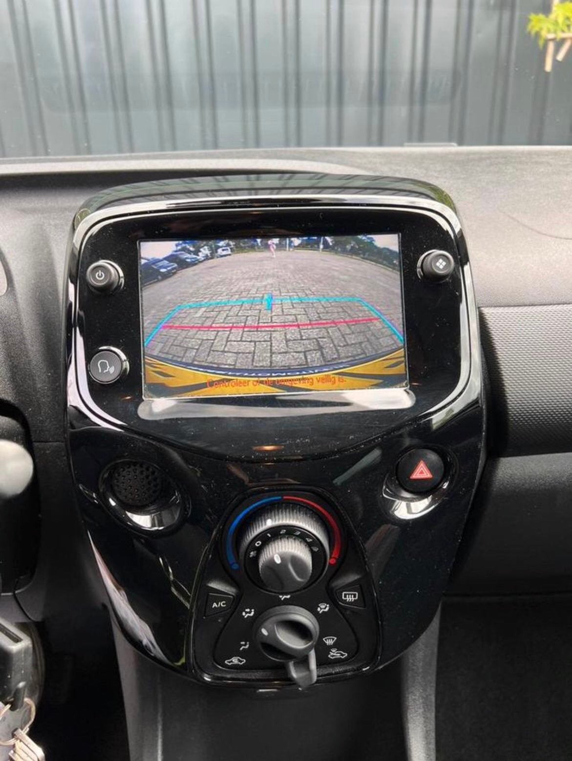 Toyota Aygo Citroen C1 Peugeot 108 Carplay Orginele Scherm, Ophalen, Zo goed als nieuw