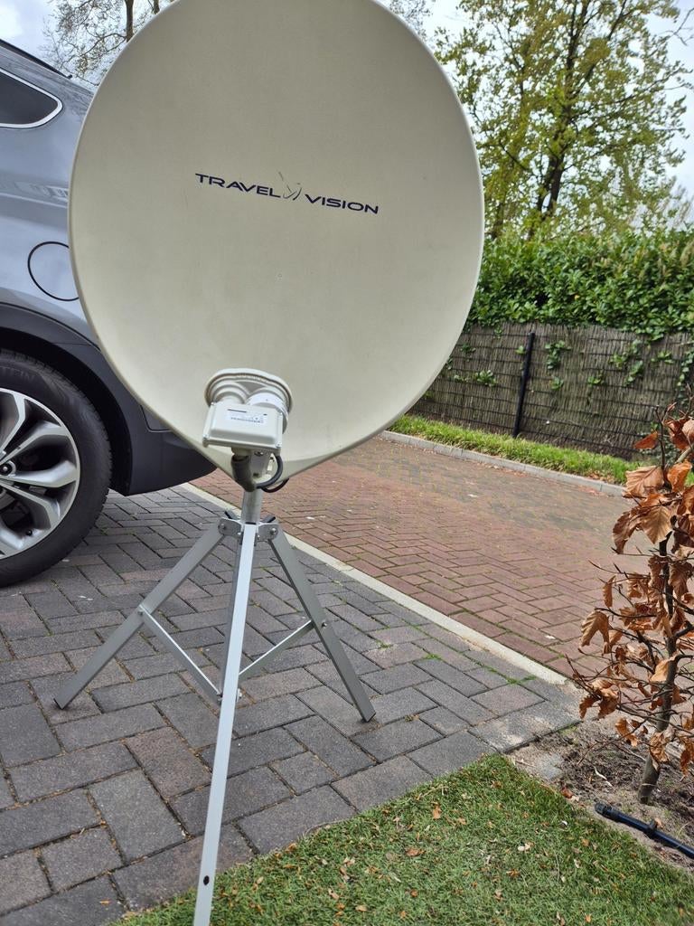 Travel Vision R7 Dual 65 cm automatische schotelantenne, Ophalen of Verzenden, Gebruikt, (Schotel)antenne, Overige merken