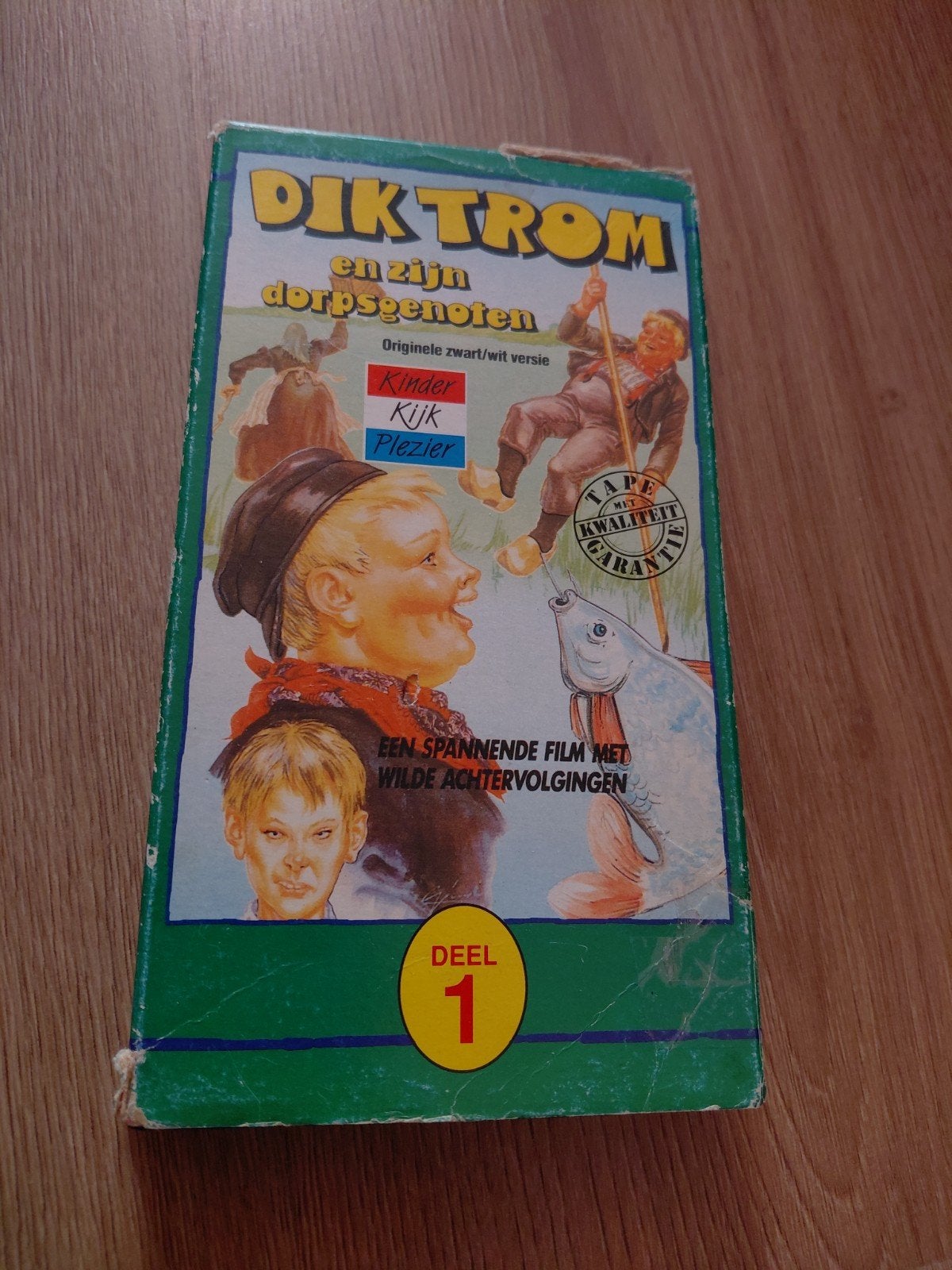 Dik Trom en zijn Dorpsgenoten deel 1 videoband., Ophalen of Verzenden, Zo goed als nieuw, Kinderprogramma of -film, VHS