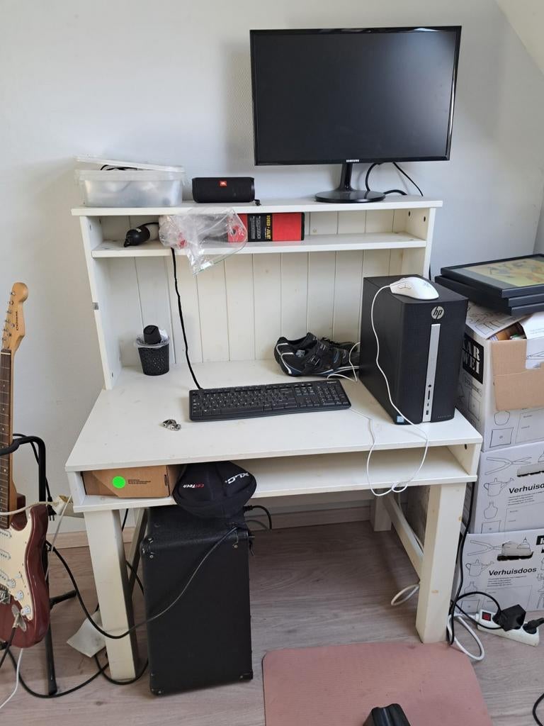Gratis bureau ( zie ook dressoir), Ophalen, Gebruikt, 120 tot 170 cm