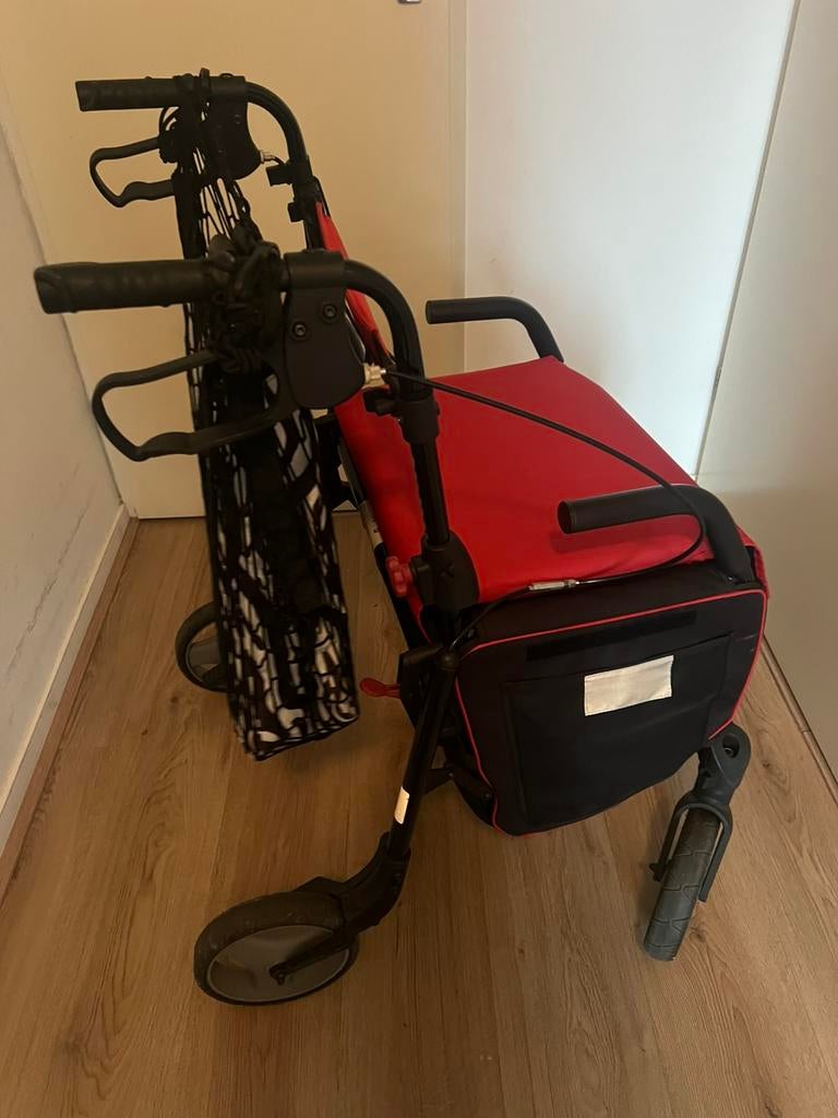 Rollator met boodschappen mand, Ophalen of Verzenden, Zo goed als nieuw