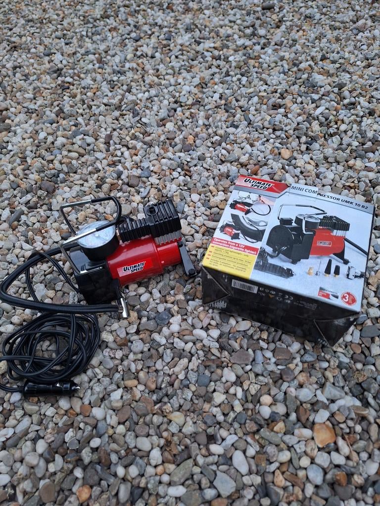 Ultimatum Speed Mini Compressor UMK 10 B2 12V, Doe-het-zelf en Verbouw, Compressors, Ophalen, 10 bar of meer, Zo goed als nieuw