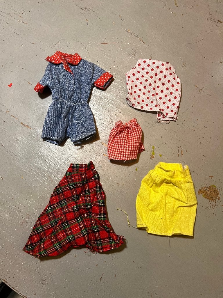 vintage retro Fleur Sindy Barbie Super Linna barbiekleertjes, Verzamelen, Ophalen of Verzenden, Zo goed als nieuw, Kleertjes