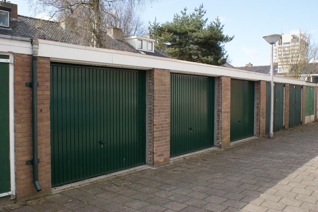 GARAGEBOX in Amstelveen te koop. Garage stalling opslag, Huizen en Kamers, Garages en Parkeerplaatsen, Noord-Holland