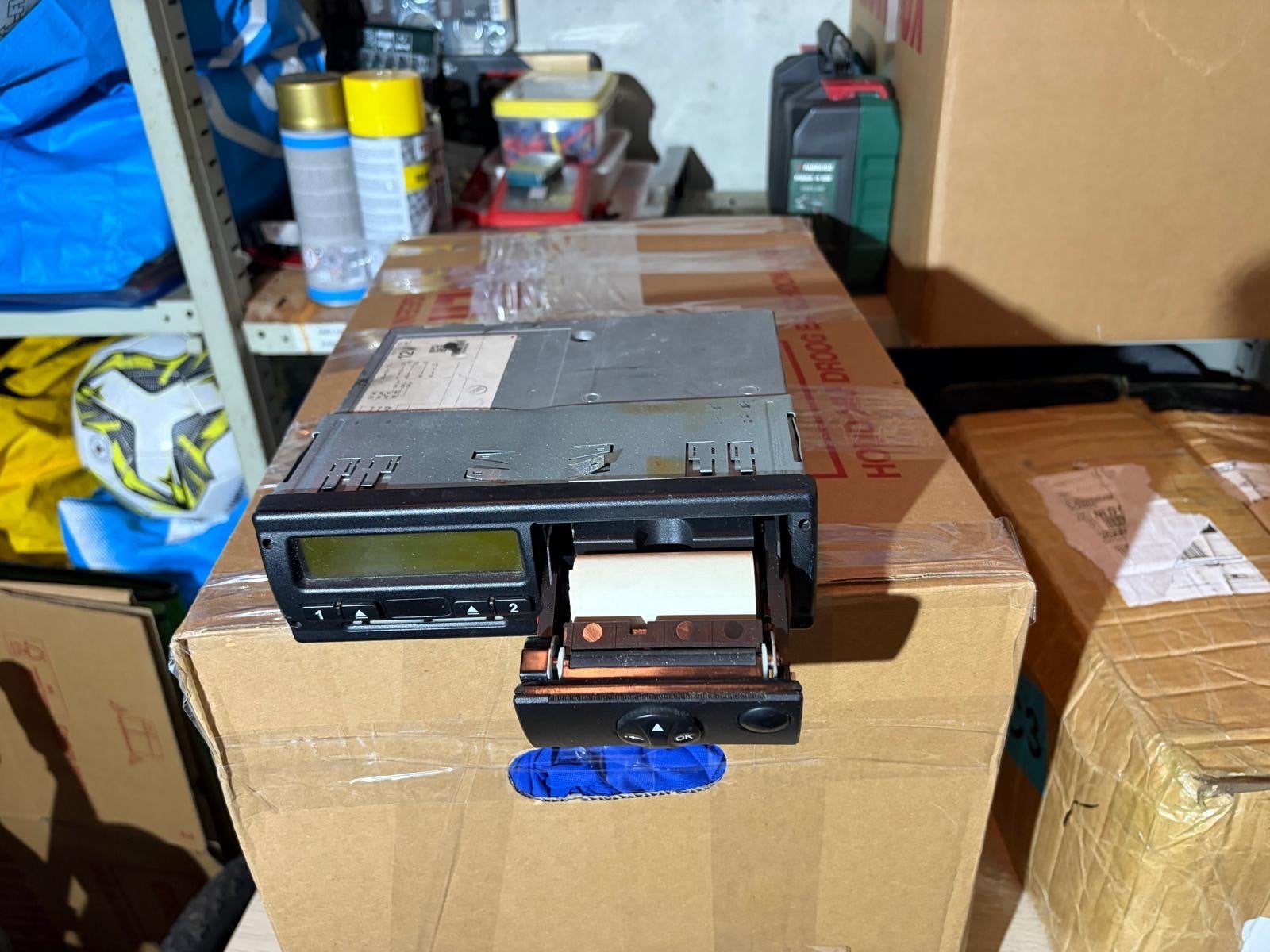Tachograaf 12V - Digitale Rijtijdenregistratie, Ophalen of Verzenden, Gebruikt, Universele onderdelen