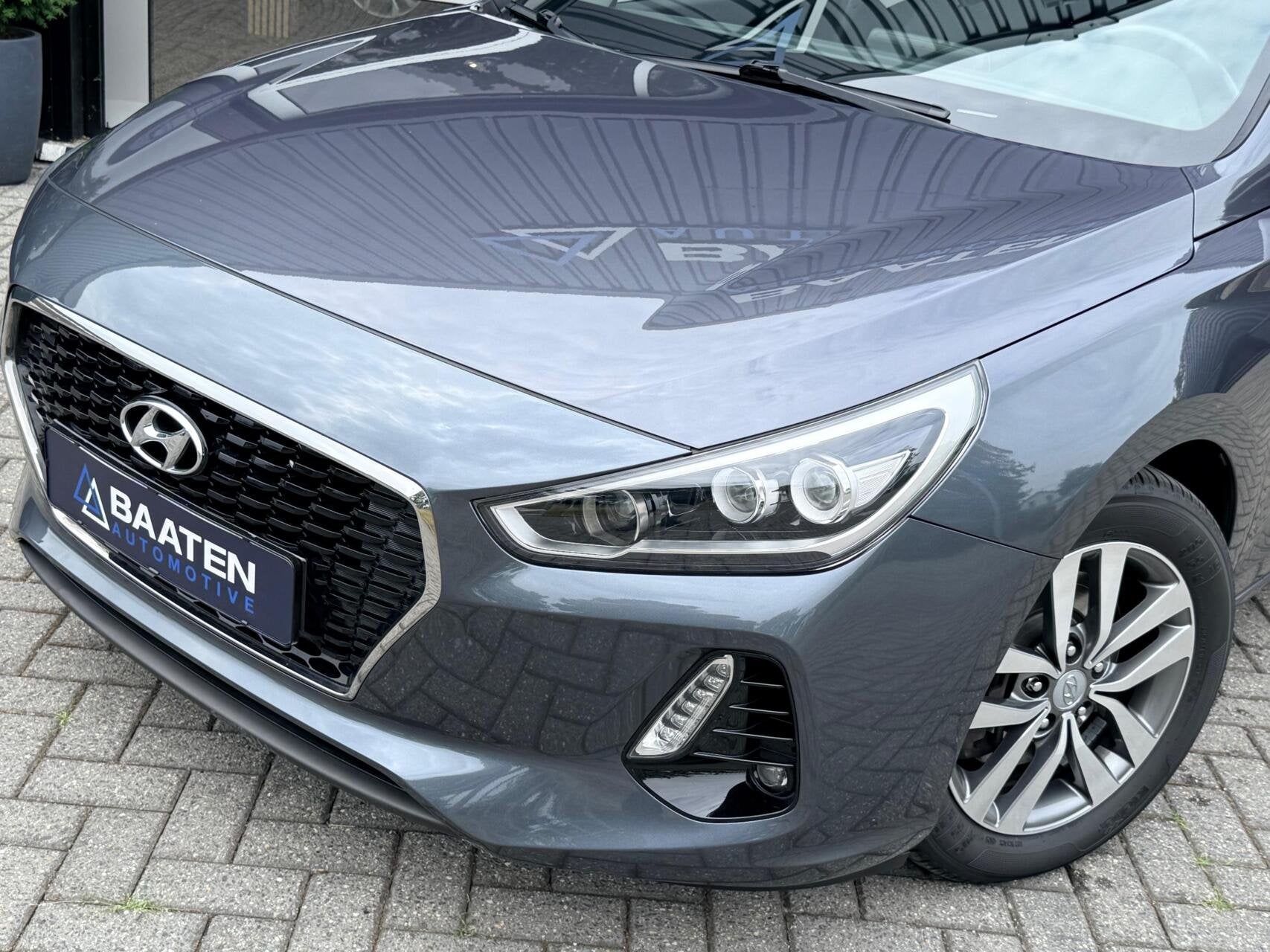 Hyundai i30 1.4 T-GDI 140 PK Comfort|LED|DAB|Camera|Clima, Stof, 1353 cc, 4 cilinders, Bedrijf