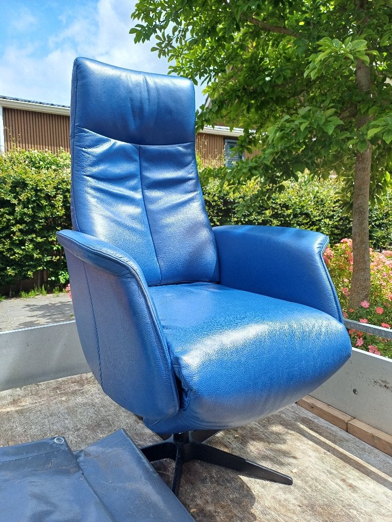 TWICE Relaxfauteuil - Blauw Leer, Modern, Comfortabel, Blauw, Ophalen of Verzenden, Zo goed als nieuw