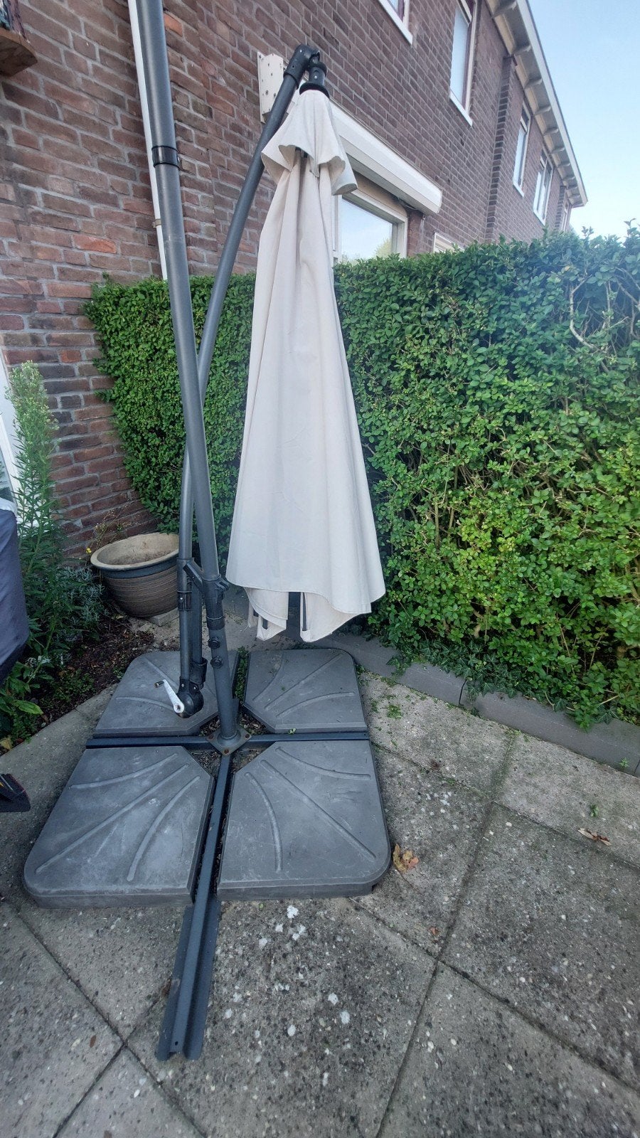 Parasol voet en doek, Ophalen, Verstelbaar, Gebruikt, Zweefparasol
