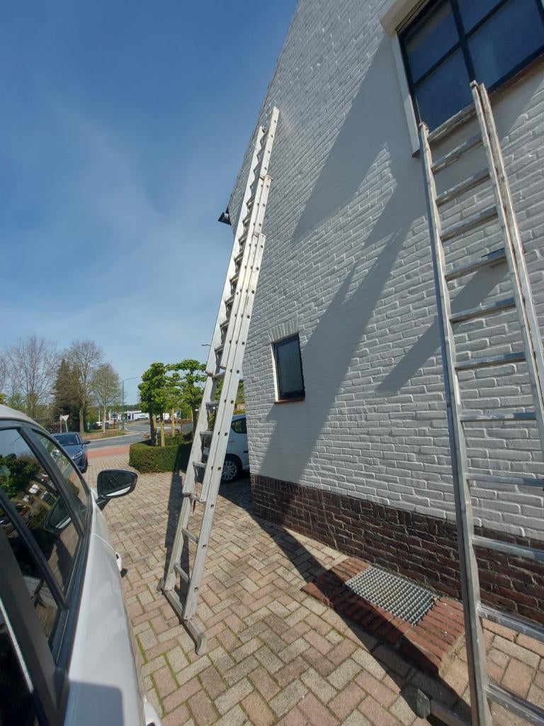 Altrex rechte opsteekladder 3 x 12 treden!, Ophalen, Gebruikt, 4 meter of meer